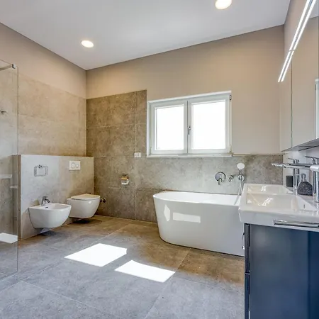 Tanja Lim Bay Hideaway Appartement *