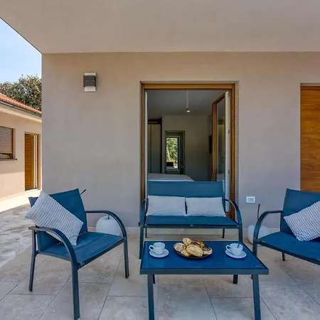 Villa Tanja Lim Bay *